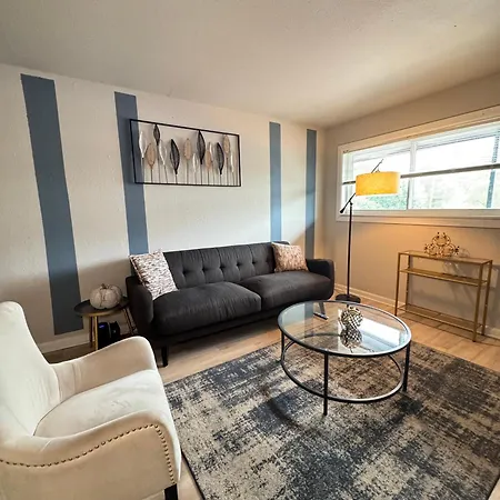 Downtown Dallas Luxe Urban Haven 1Bd Retreat